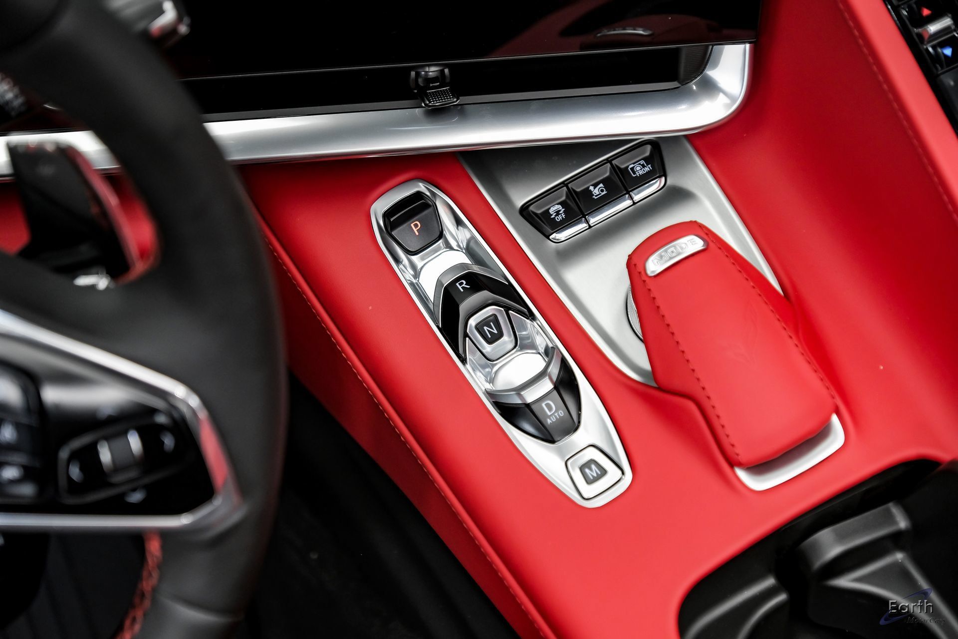Used 2024 Chevrolet Corvette Stingray Premium Conv w/ Z51 Performance Package RWD image 67