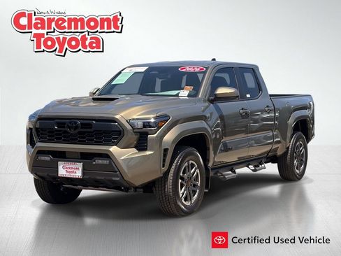Certified 2026 Toyota Tacoma TRD Sport AWD/4WD image 1