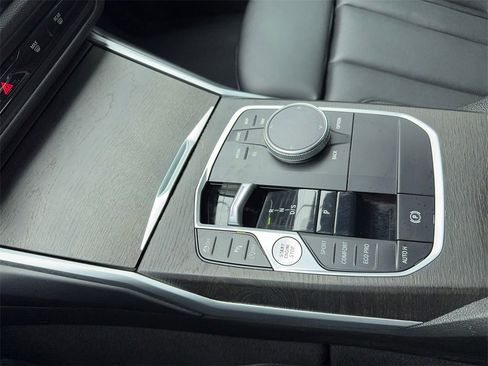 Used 2024 BMW 330i Sedan image 31