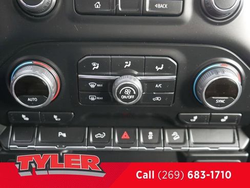 Used 2022 Chevrolet Silverado 1500 RST image 33