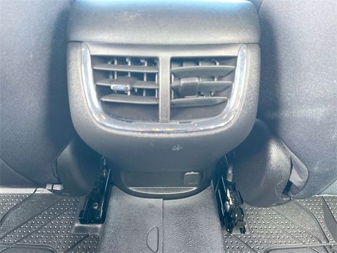 Used 2022 Chevrolet Malibu LT image 20