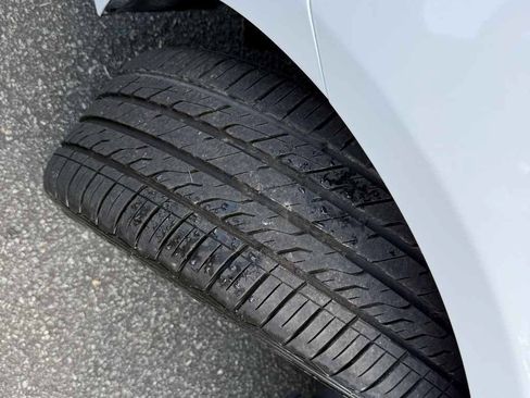 Used 2016 Hyundai Genesis 3.8 RWD image 19