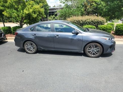 Used 2023 Kia Forte GT-Line FWD image 7