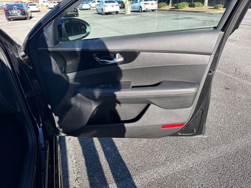 Used 2022 Kia Forte GT image 14