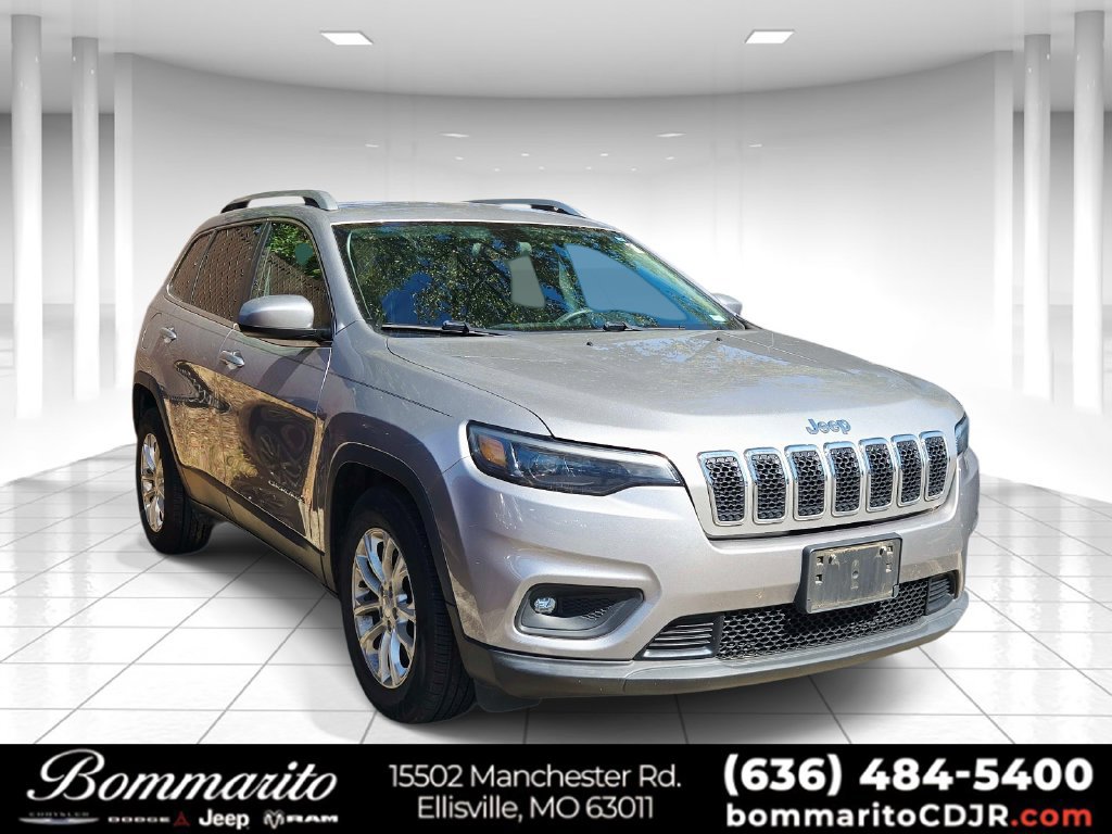 Used 2019 Jeep Cherokee Latitude w/ Popular Appearance Group FWD image 1
