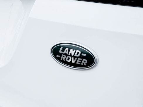 Used 2023 Land Rover Range Rover Evoque S image 24