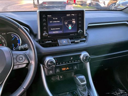 Used 2021 Toyota RAV4 XSE image 6