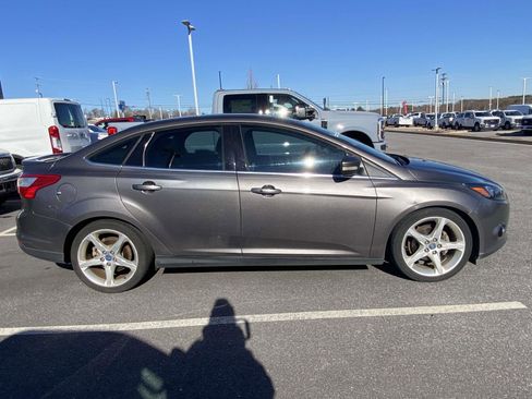 Used 2012 Ford Focus Titanium image 4