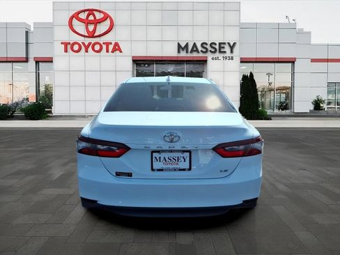 Used 2023 Toyota Camry LE FWD image 4