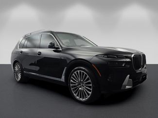 Certified 2024 BMW X7 xDrive40i AWD/4WD video 1