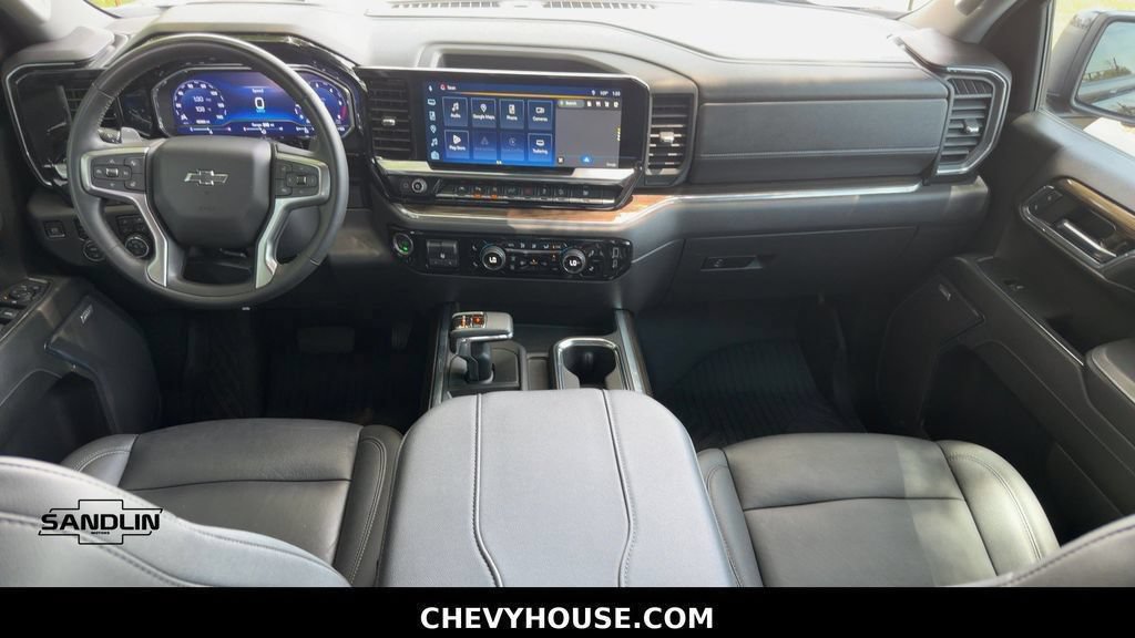 Used 2024 Chevrolet Silverado 1500 LT Trail Boss w/ LT Trail Boss Premium Package AWD/4WD image 14