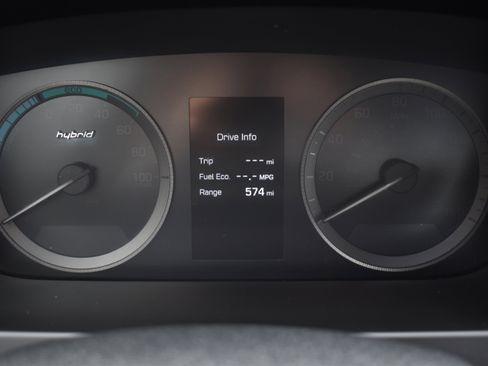 Used 2017 Hyundai Sonata SE image 29