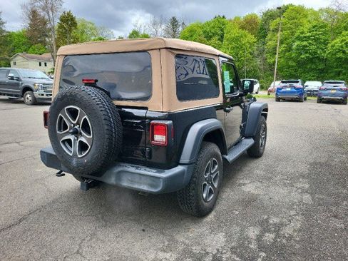 Used 2020 Jeep Wrangler Sport AWD/4WD image 6