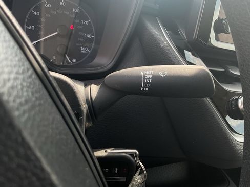 Used 2025 Toyota Corolla LE FWD image 26