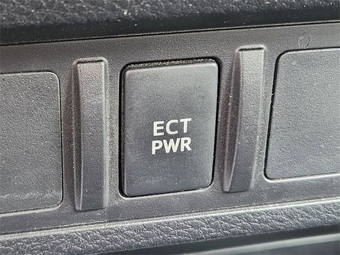 Used 2022 Toyota Tacoma SR image 28