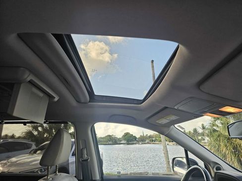 Used 2017 Honda Pilot EX-L image 22