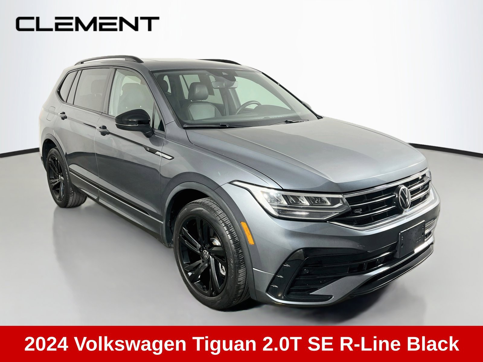 Used 2024 Volkswagen Tiguan SE R-Line FWD image 3