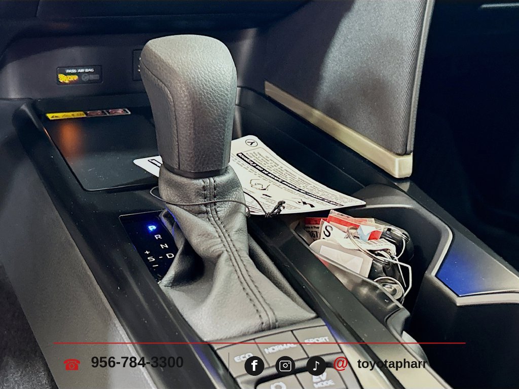 New 2026 Toyota Camry LE FWD image 17