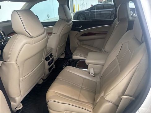 Used 2017 Acura MDX SH-AWD w/ Advance Package image 3