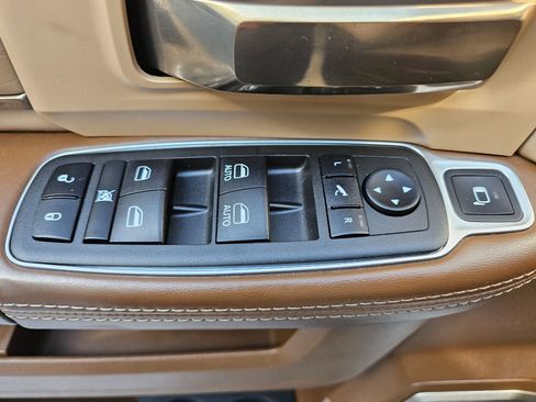 Used 2022 RAM 2500 Limited image 29