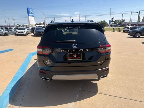 New 2026 Honda Pilot Elite image 10