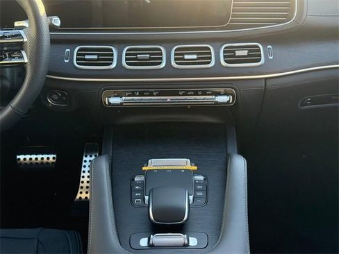New 2026 Mercedes-Benz GLE 53 AMG 4MATIC image 9