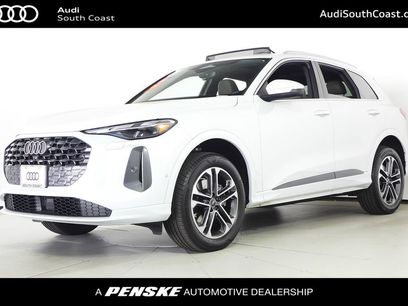 Used 2025 Audi Q5 Premium w/ Convenience Package