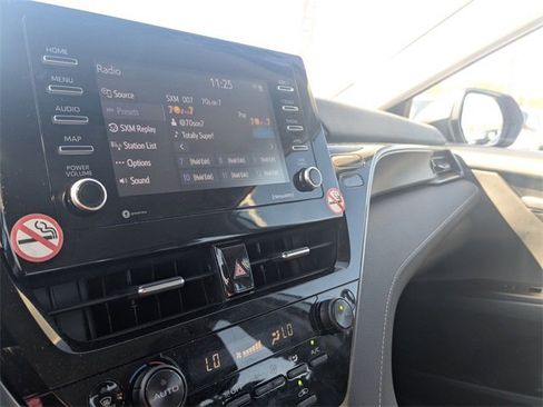 Used 2024 Toyota Camry SE image 22