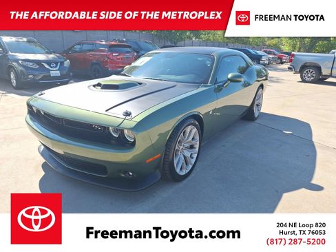 Used 2020 Dodge Challenger R/T Scat Pack RWD image 1