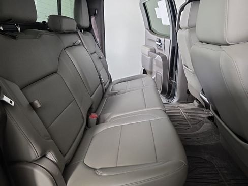 Used 2020 GMC Sierra 1500 SLT w/ SLT Premium Plus Package AWD/4WD image 39