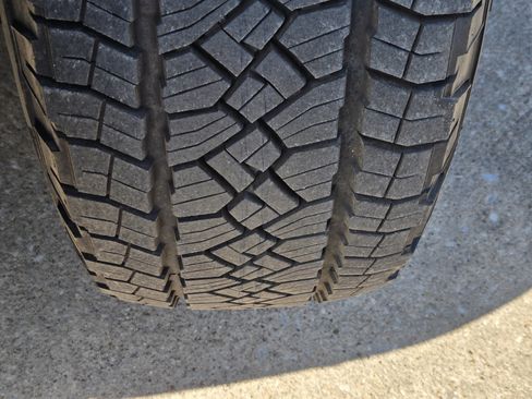 Used 2025 Ford F150 XLT w/ Equipment Group 302A MID AWD/4WD image 13