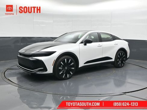 New 2026 Toyota Crown Platinum AWD/4WD image 6