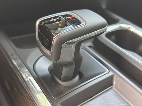 Used 2025 Chevrolet Silverado 1500 RST w/ Redline Edition AWD/4WD image 31