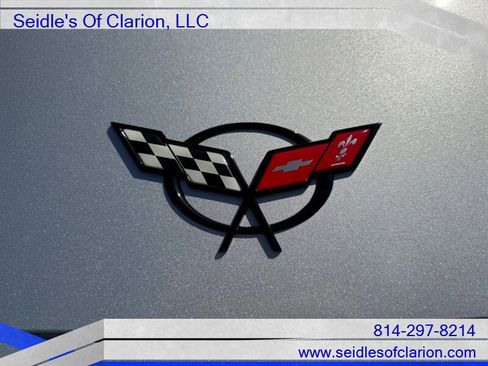 Used 2001 Chevrolet Corvette Z06 w/ Memory Pkg RWD image 18
