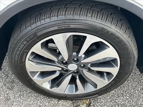 Certified 2021 Buick Encore Preferred w/ Safety Package FWD image 36