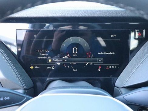 New 2026 GMC Yukon Denali w/ Sun & Power Step Package AWD/4WD image 36