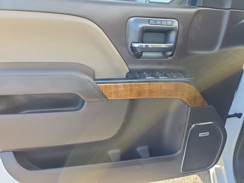 Used 2018 GMC Sierra 1500 SLT w/ SLT Premium Package image 10