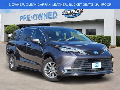 Used 2021 Toyota Sienna XLE