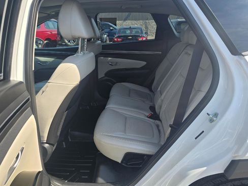 Used 2022 Hyundai Tucson Limited image 15