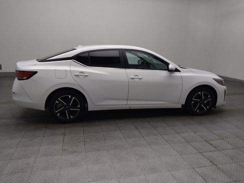 Used 2025 Nissan Sentra SV FWD image 10
