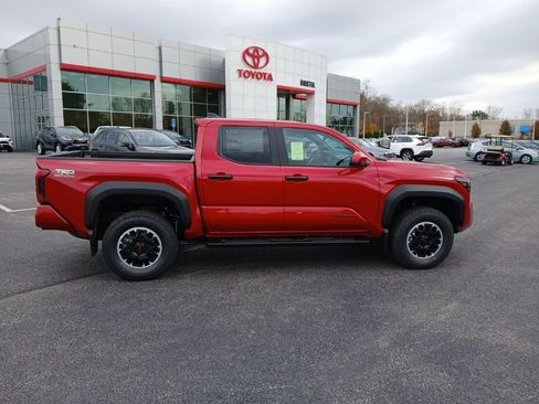New 2025 Toyota Tacoma TRD Off-Road image 4