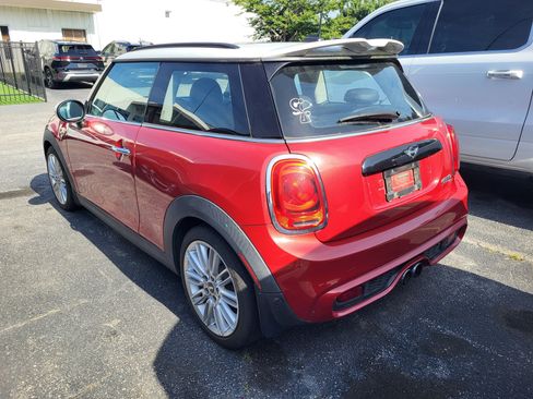 Used 2017 MINI Cooper S FWD image 6