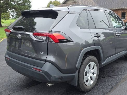 Used 2020 Toyota RAV4 LE w/ Carpet Mat Package FWD image 3