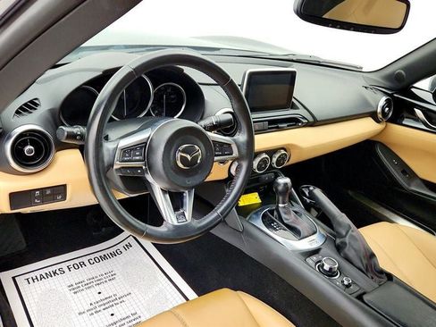 Used 2016 MAZDA MX-5 Miata Grand Touring RWD image 12