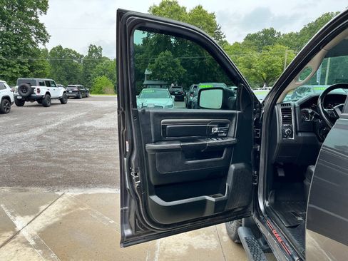 Used 2018 RAM 1500 Sport w/ Quick Order Package 27Q Night AWD/4WD image 26