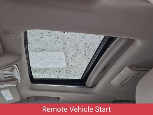 Certified 2018 Chevrolet Suburban Premier AWD/4WD image 31