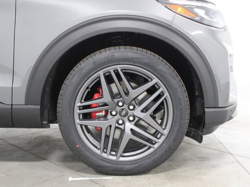 New 2026 Ford Explorer ST-Line w/ ST-Line Street Pack image 12