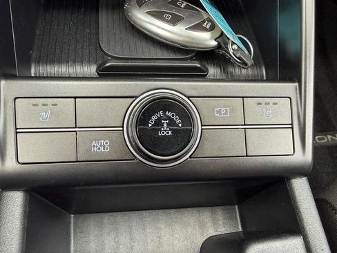 Used 2024 Hyundai Kona SEL w/ Convenience Package AWD/4WD image 16