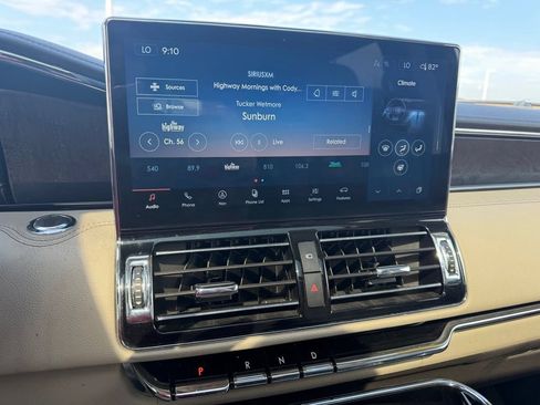 Used 2022 Lincoln Navigator L Reserve RWD image 29
