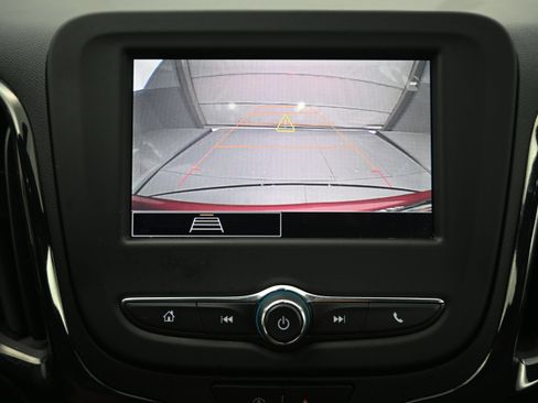 Certified 2023 Chevrolet Equinox RS FWD image 17